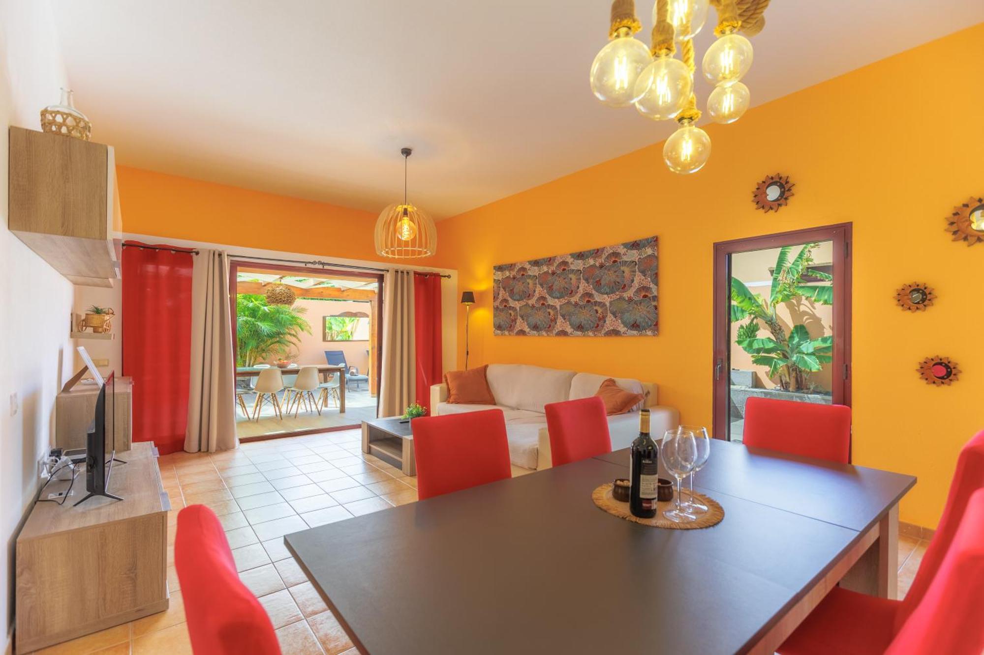 Villa Jacuzzi & Barbecue ลาโอลีวา ภายนอก รูปภาพ