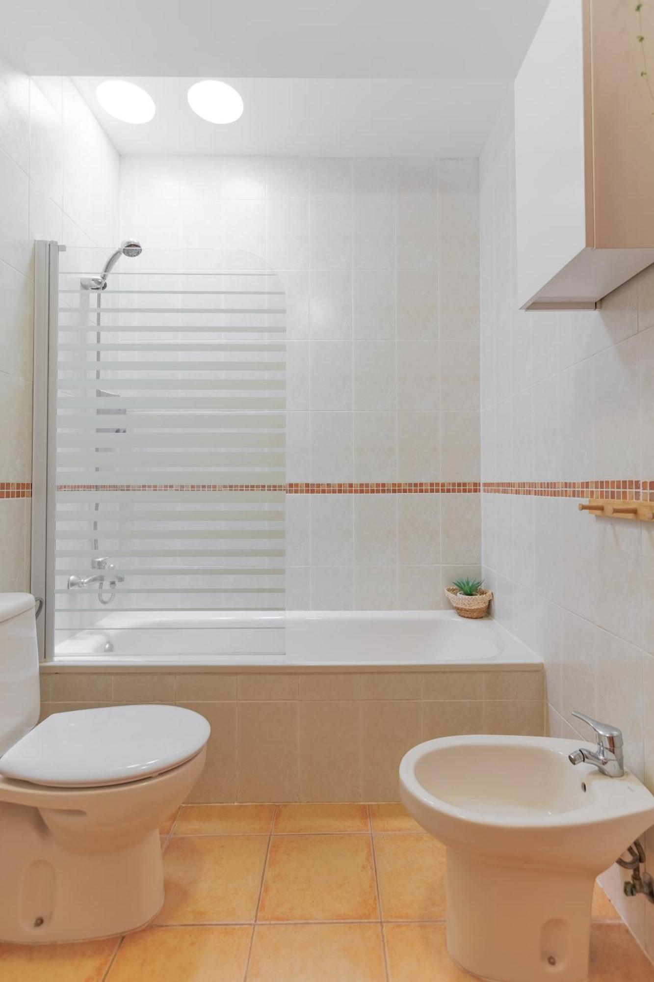 Villa Jacuzzi & Barbecue ลาโอลีวา ภายนอก รูปภาพ
