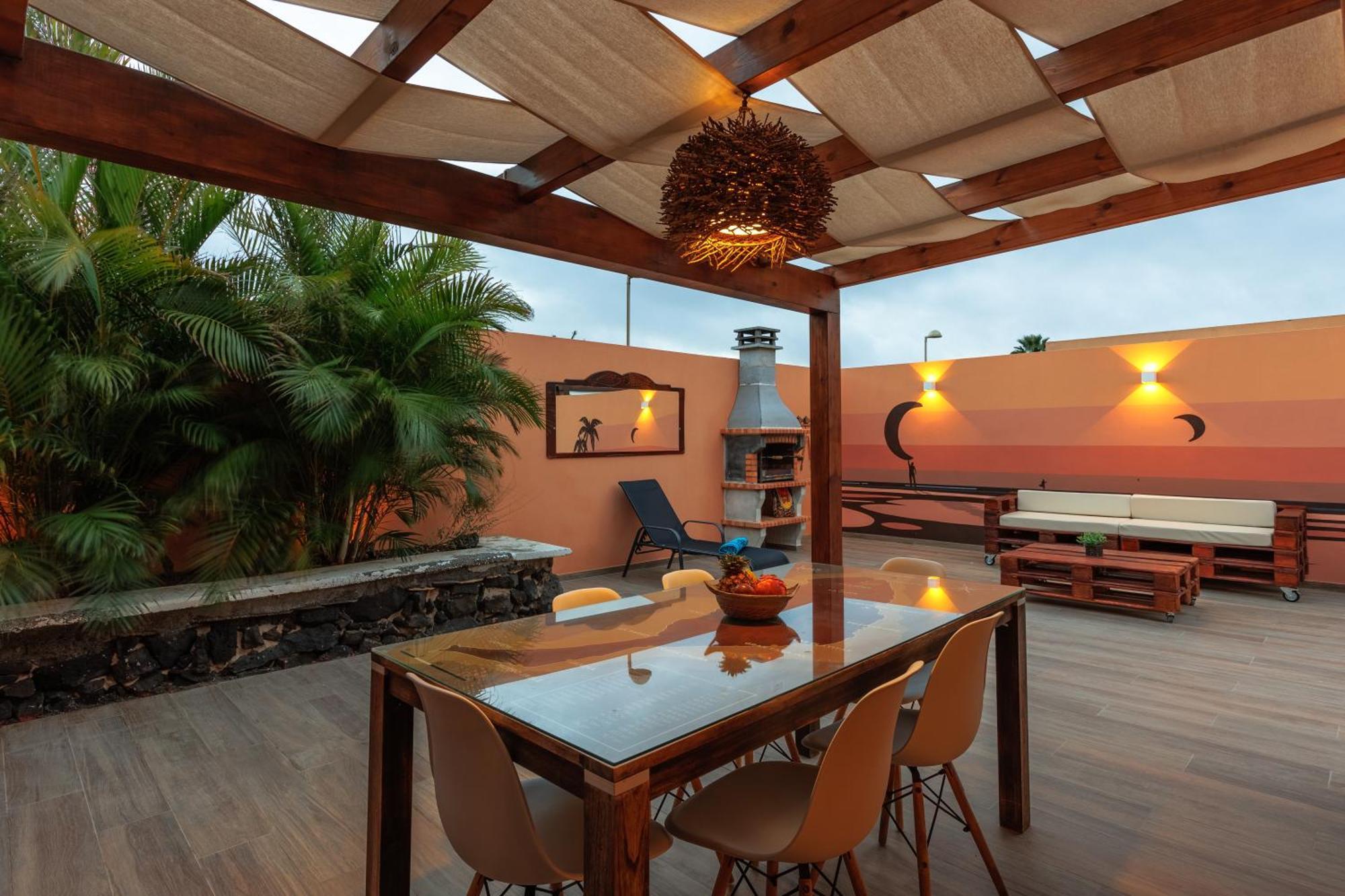 Villa Jacuzzi & Barbecue ลาโอลีวา ภายนอก รูปภาพ