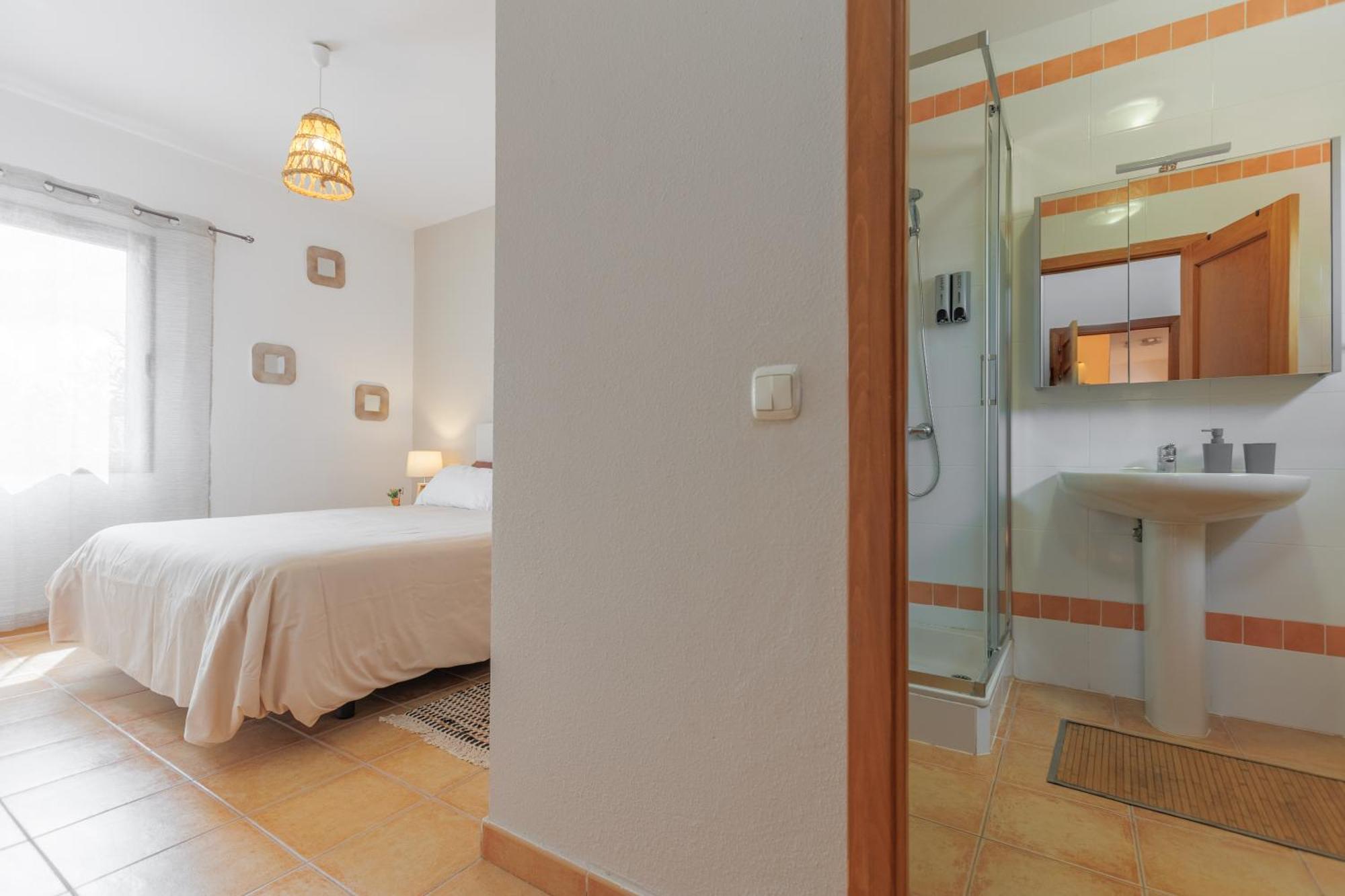 Villa Jacuzzi & Barbecue ลาโอลีวา ภายนอก รูปภาพ